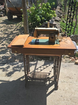 Luchnik sewing machine used