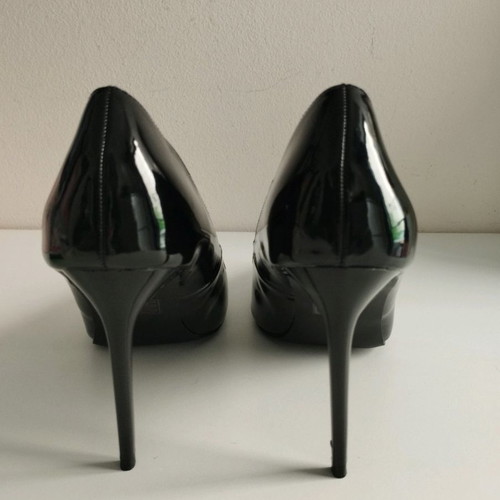Raid stiletto pump new, black patent leather, size 39/39.5