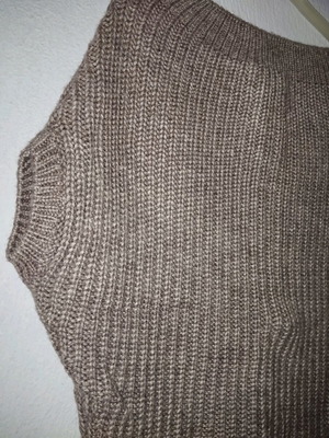 Wool sweater soft purple like new, size M/L