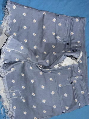 Tezenis mini shorts turquoise denim with white daisies, size 36