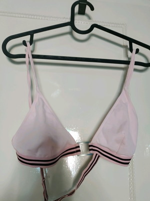 Calzedonia pink bikini top used, size XS
