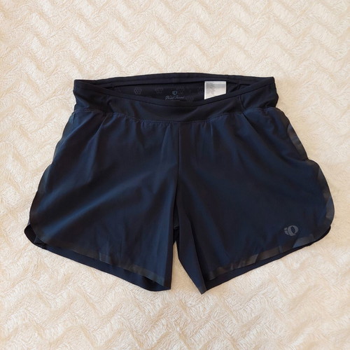 Pearl Izumi sports shorts with built-in leggings, size M, black