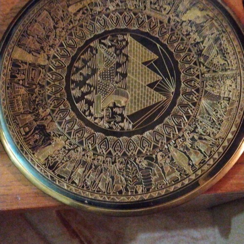 Decorative Wall Plate from Egypt like new, bronze or copper