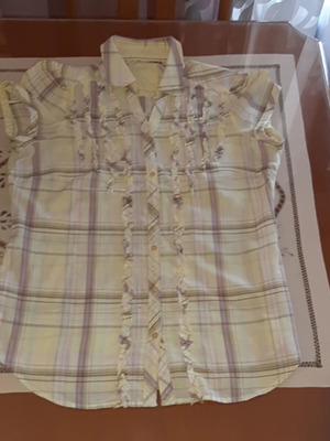 Women's summer shirt