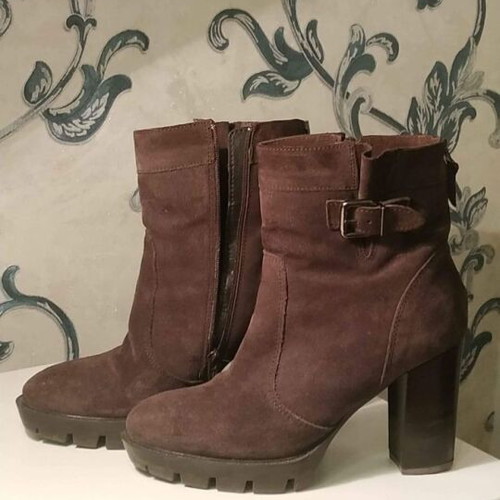 Alpe boots brown suede new, size 40
