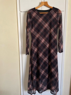 Dress with transparent sleeves new, black and brown, size XL