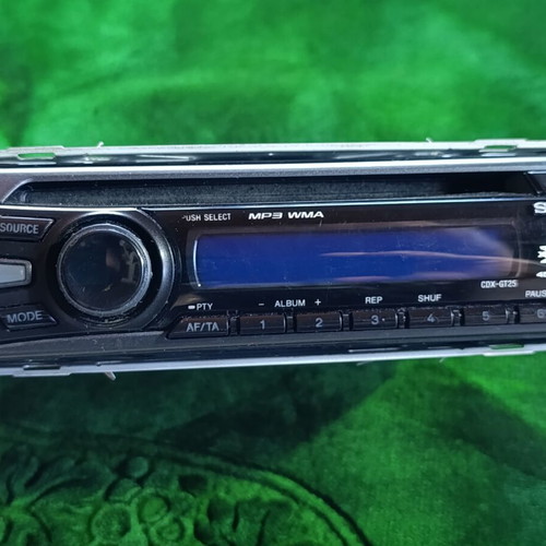 Sony CDX-GT25 car radio CD player