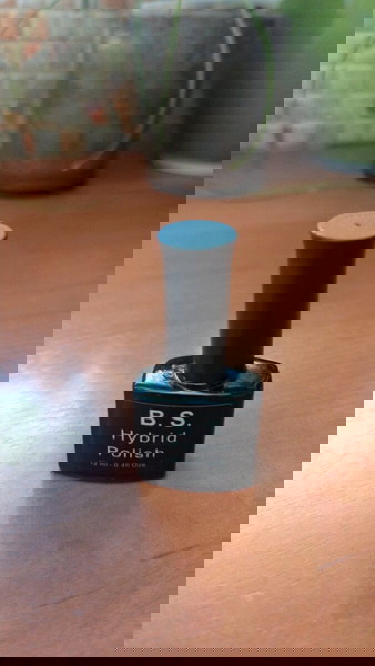 B.S. Hybrid polish για τα νύχια