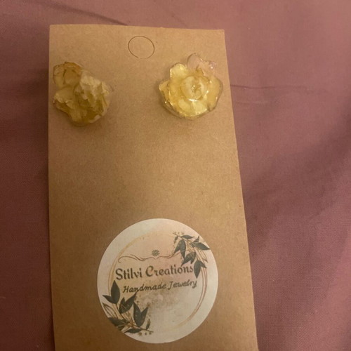Handmade earrings new with flowers