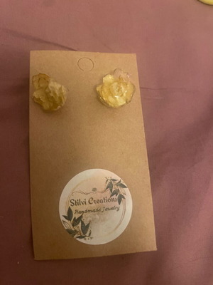 Handmade earrings new with flowers