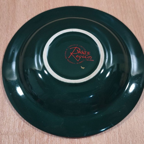 Burnett's Dry Gin ceramic ashtray like new