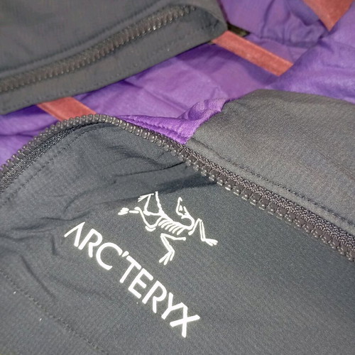 Arc'teryx woman jacket size S new