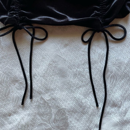 H&M Mini Black Velvet Skirt with Ruching like New