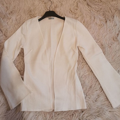 Happening knitted cardigan like new, white/cream, one size