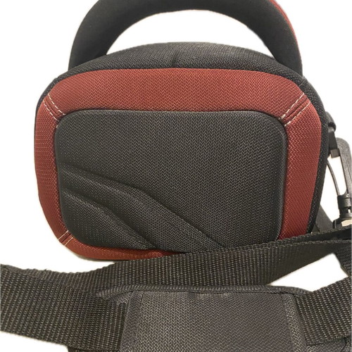 Camera bag like new with shoulder strap for small cameras