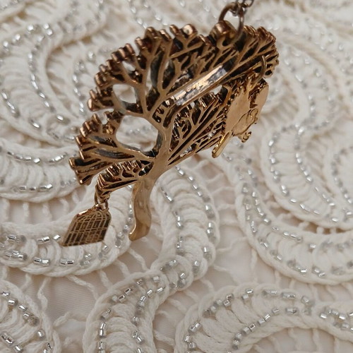 Vintage necklaces set of 2, gold plated, like new