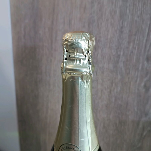 Kemchuzhina Kryma 2008 sparkling wine new, 0.75 L