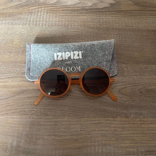 Izipizi sunglasses new, unworn
