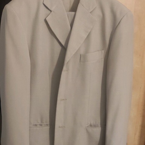 Traffic men's light gray suit like new, size M