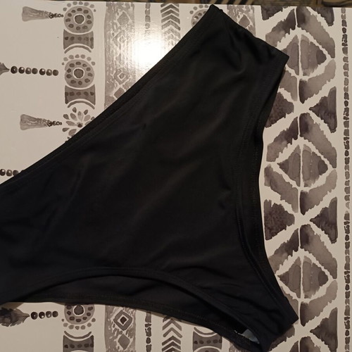 Shein black women's high-waisted bikini bottom like new, size S