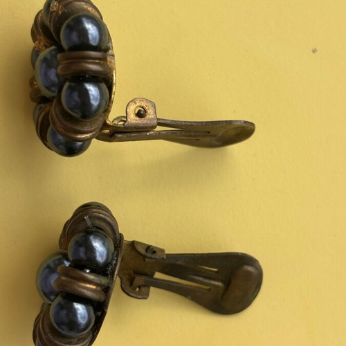 Vintage 1980s clip earrings used