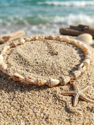 Women's summer necklace with starfish, new, beige