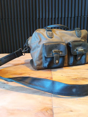 Cave Di Rosa leather bag used, grey-black with shoulder strap