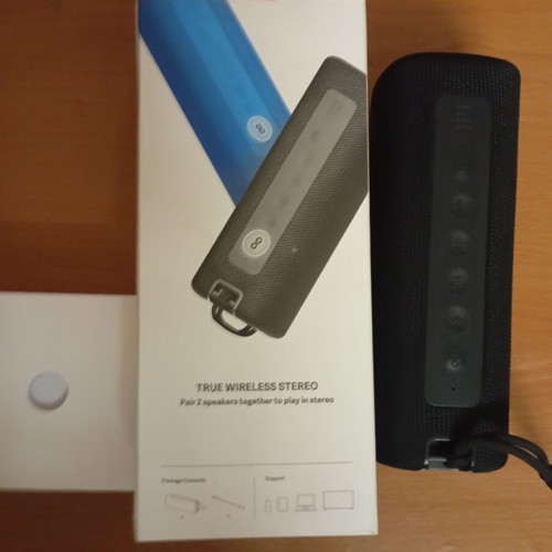 Mi Bluetooth speaker 16 watt like new