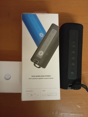 Mi Bluetooth speaker 16 watt like new