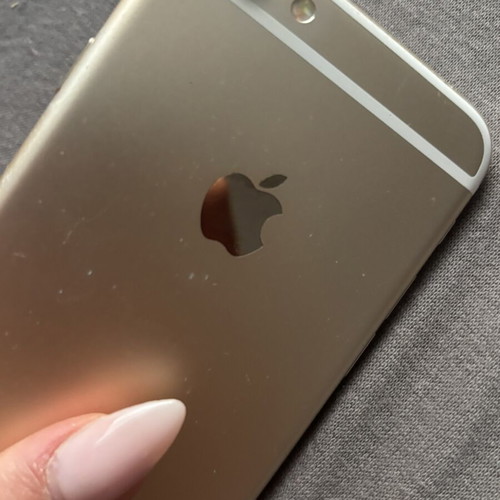 Iphone 6 Gold like new with 64GB storage