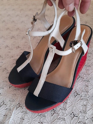 Πλατφόρμες Tommy Hilfiger μεταχειρισμένες, νούμερο 38, μπλε και κόκκινες