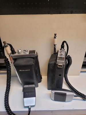 Set of 2 Midland 77‑805RD portable CB radios like new
