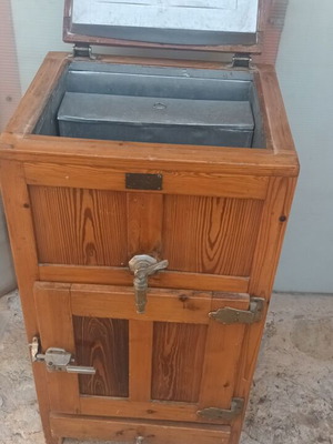 Antique icebox