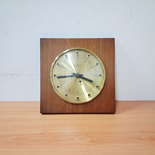 Weimar Vintage Wall Clock quartz made in DDR like new