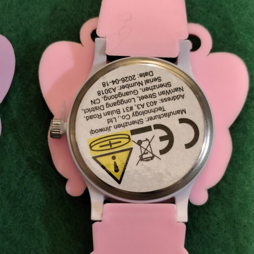 Children's analog butterfly wristwatches 3D set of 2