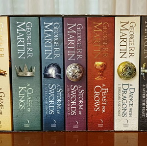 Game of Thrones - Box Set 7 Βιβλία + Χάρτης | Άριστη κατάσταση
