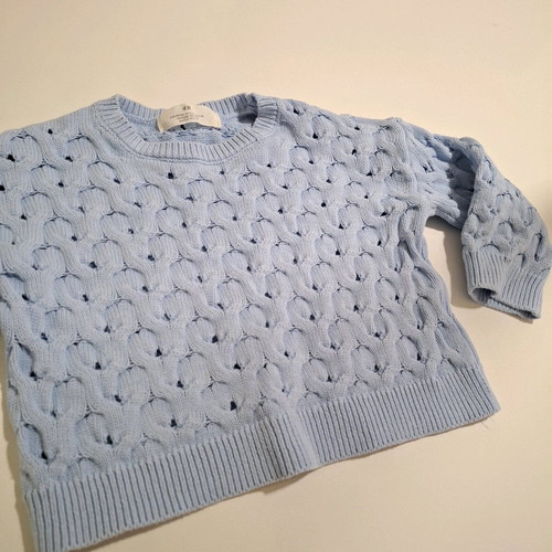 H&M knitted sweater and Primark checked pants set like new 4-5 years