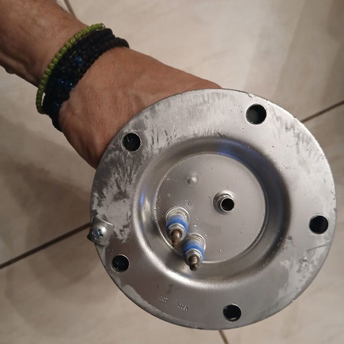 Water heater element 1500w new with 5 holes and flange