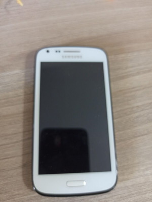 Samsung GT-I8260 Android phone used with battery issue, white, 16GB