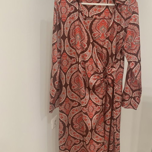 Mango dress XL with ethnic print in red shades like new