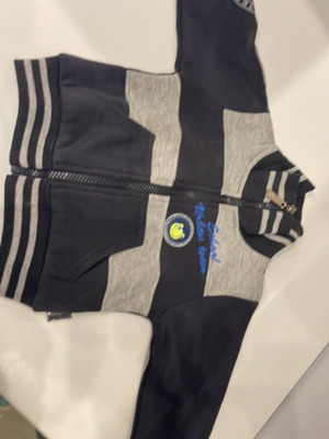 Baby jacket 6-9 months new with zipper