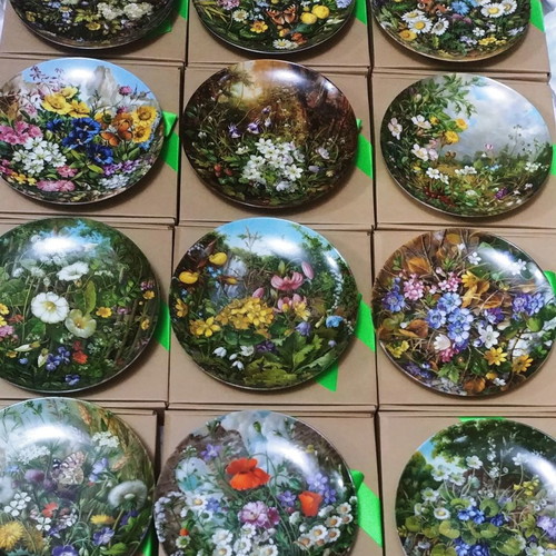 Furstenberg Wall Plate "Wild Beauties" Hans Grass, new