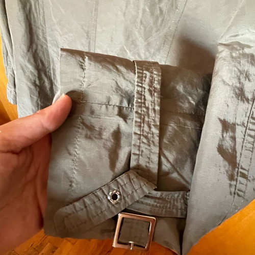 Trench coat like new with belt, size 52