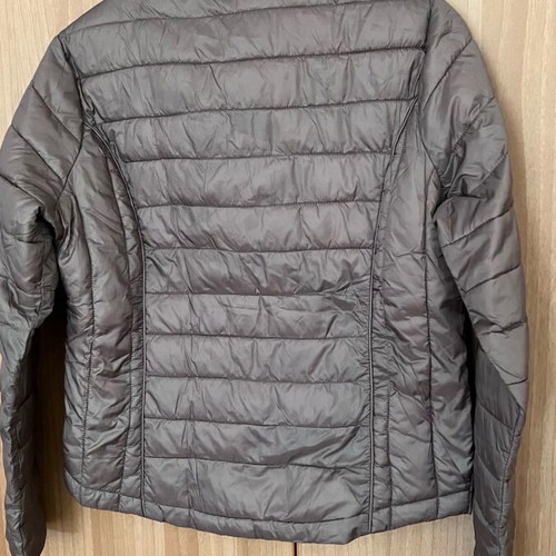 Super Light Sackable Jacket like new, grey