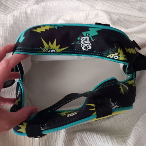 Minions Insulated Kids Lunch Bag like new