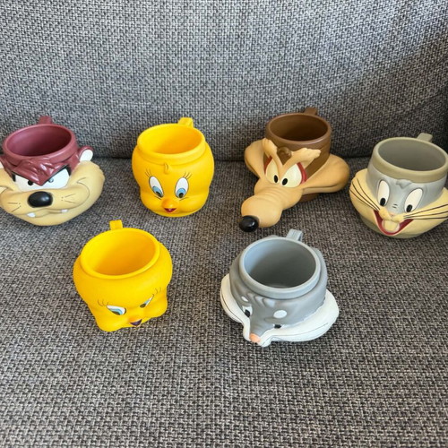 6 Looney Tunes mugs Warner Bros