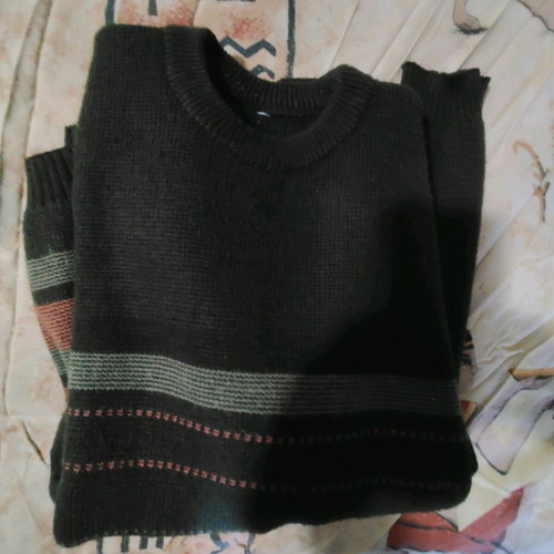 Winter sweaters Large like new, set of 3 pieces