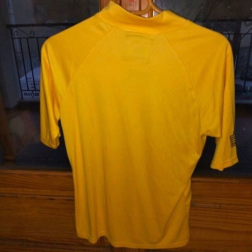 Aris Women's Team Training Shirt medium like new