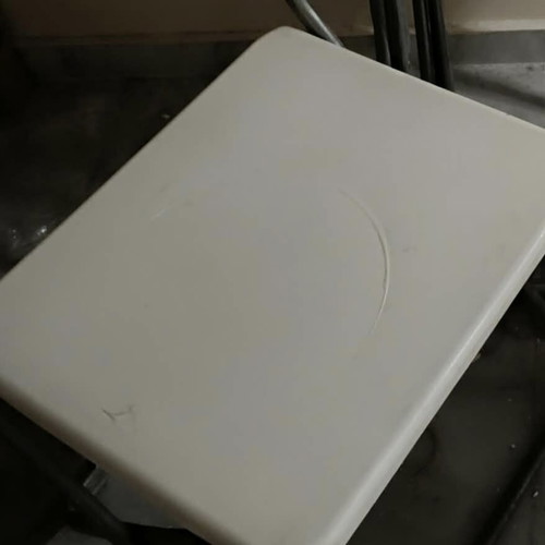 Folding chairs used, set of 6 with metal legs and plastic backrest