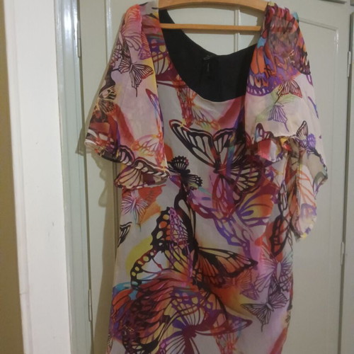 Short-sleeve dress 2XL, knee-length, asymmetrical sleeves, lined